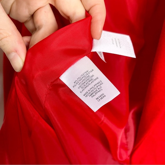 Red Womens 2 Piece STRETCH Suit (Blazer Size 10 & Pencil Skirt Size 14P) - Picture 10 of 11